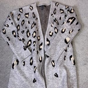 Ellen Tracy cheetah cardigan